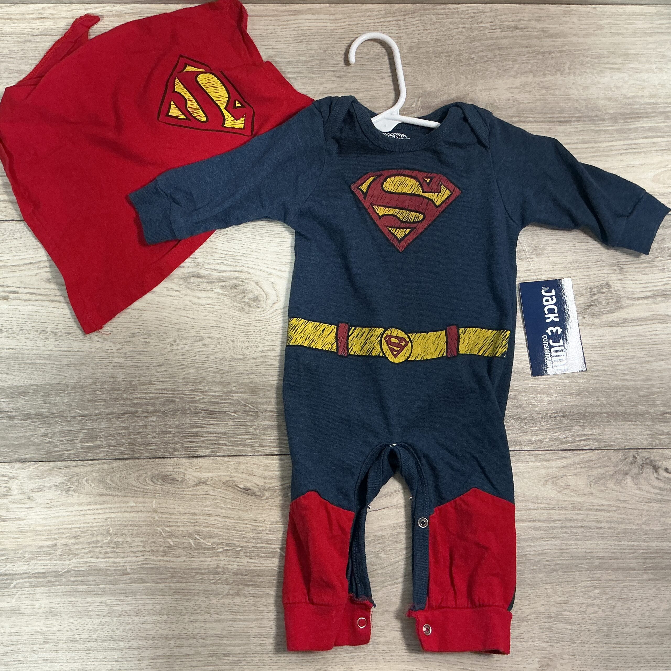 BOYS - 3/6 Month - Jumper with Cape