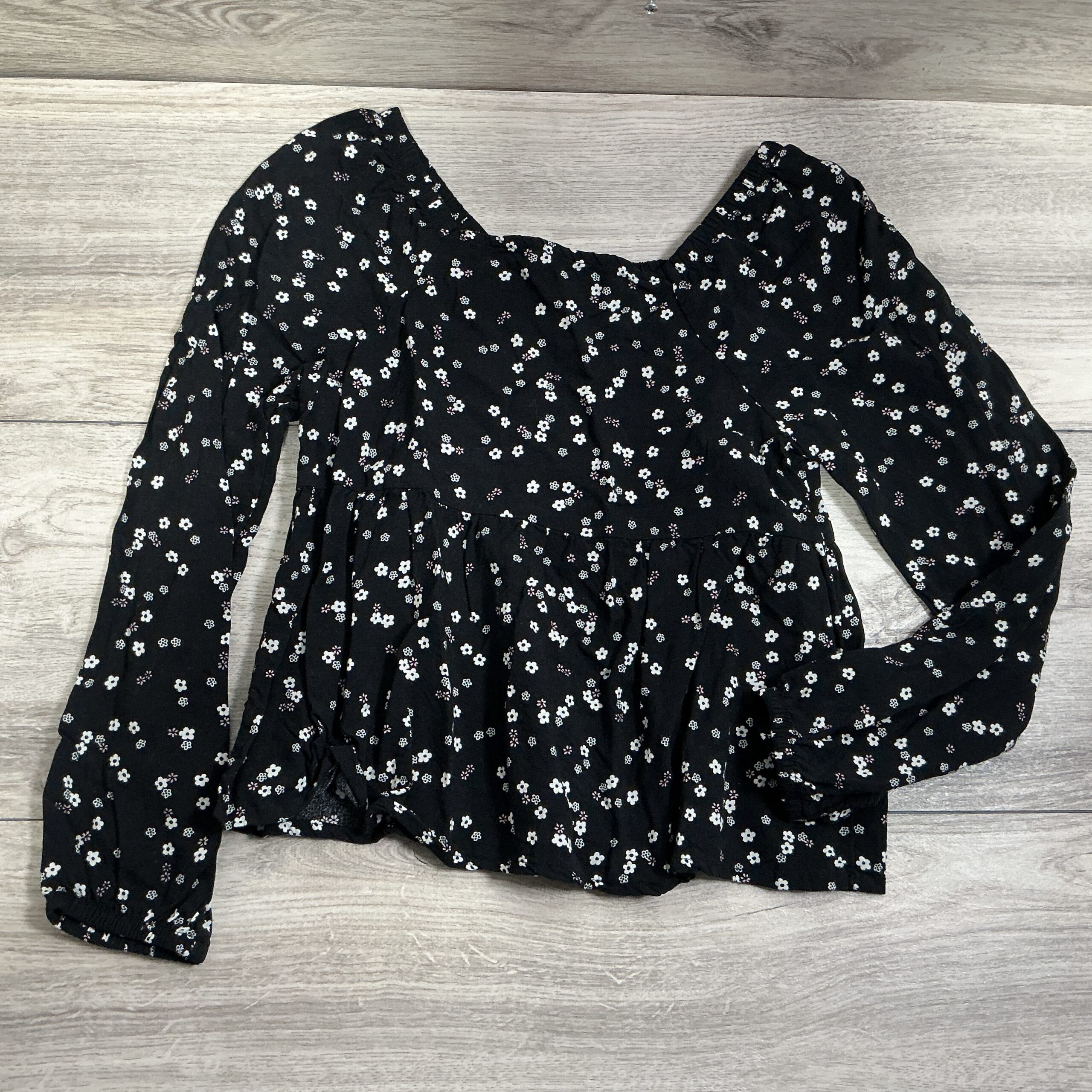 GIRLS - Size 8 - Shirt