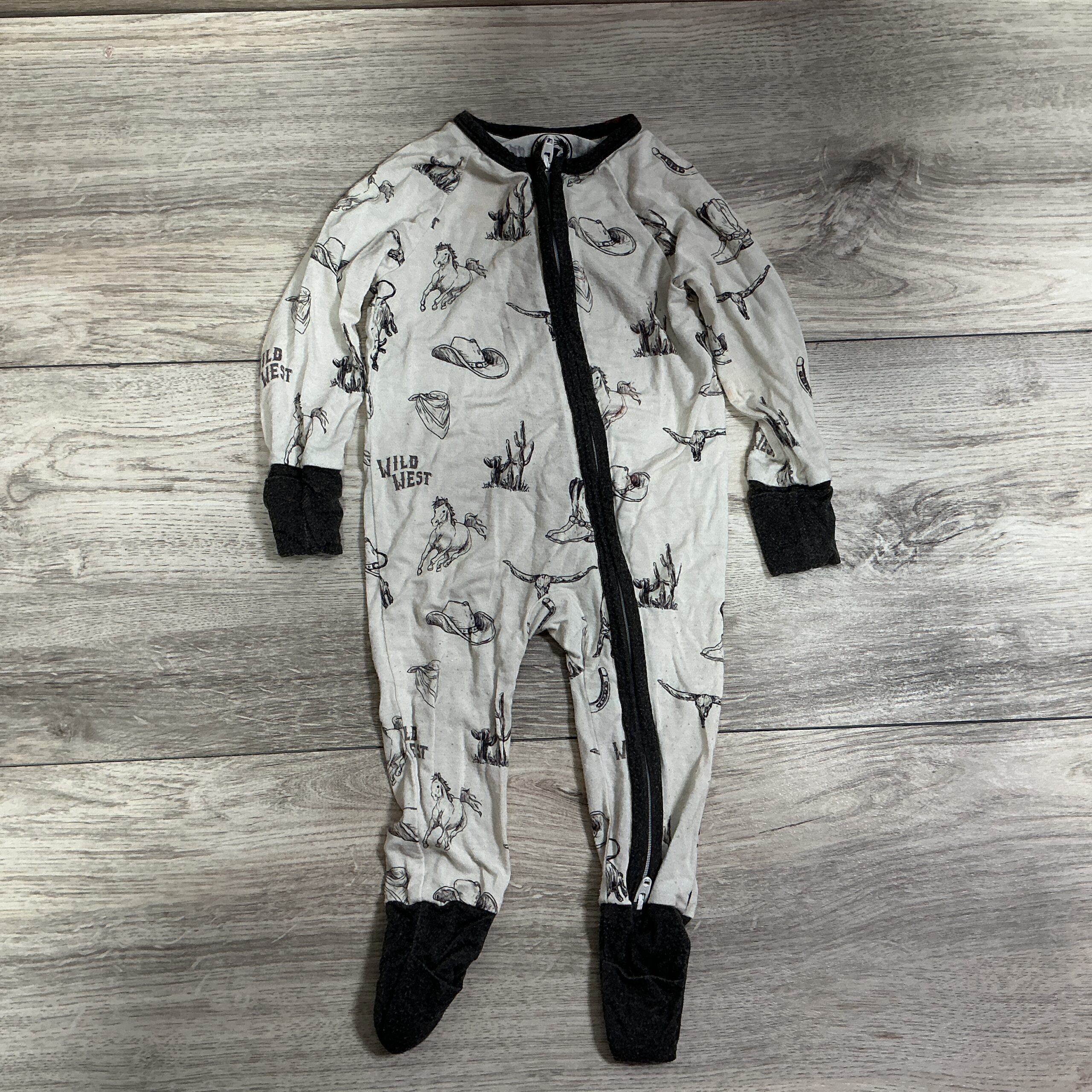 BOYS - 0/3 Month - Sleeper - Play Clothes