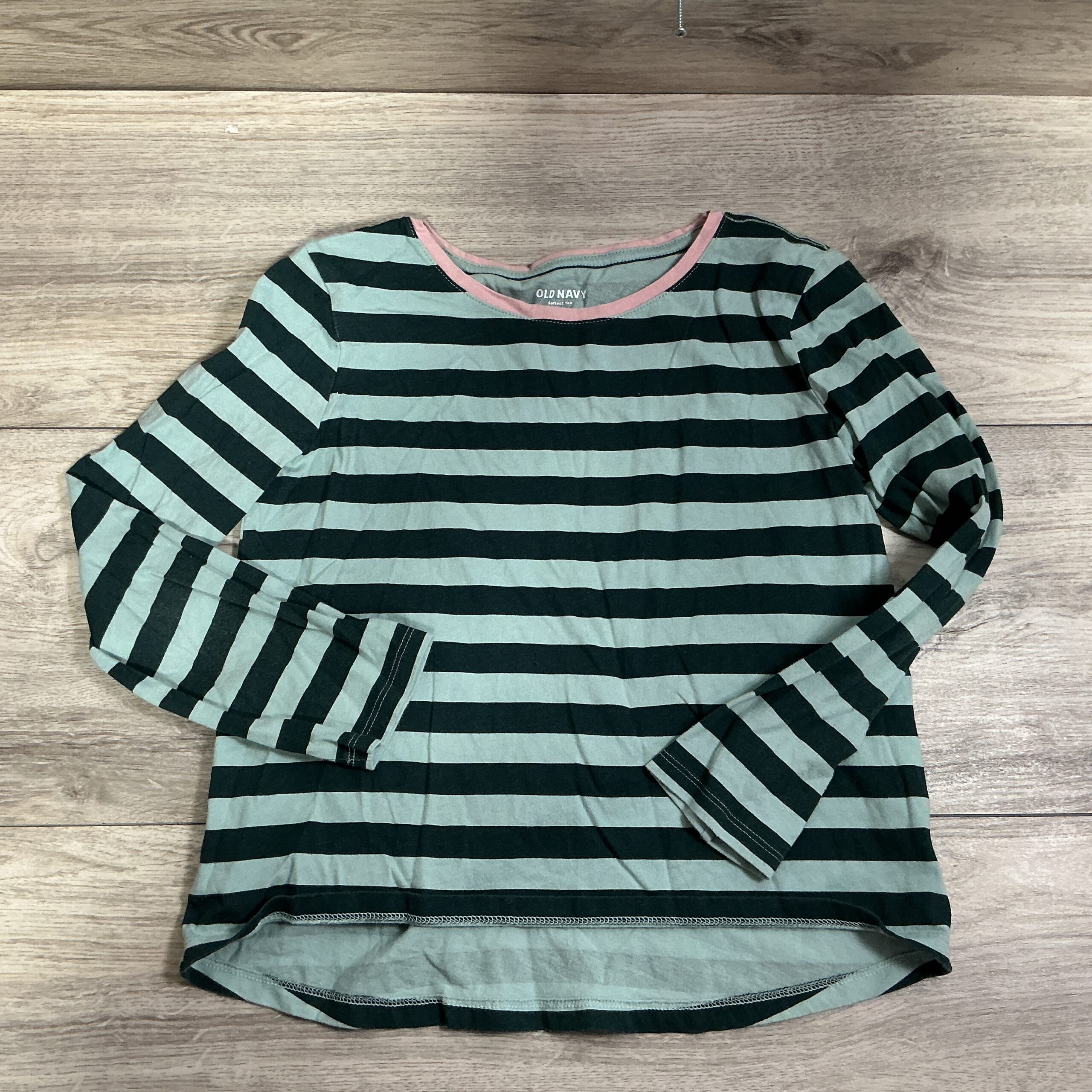 GIRLS - Size 8 - Shirt
