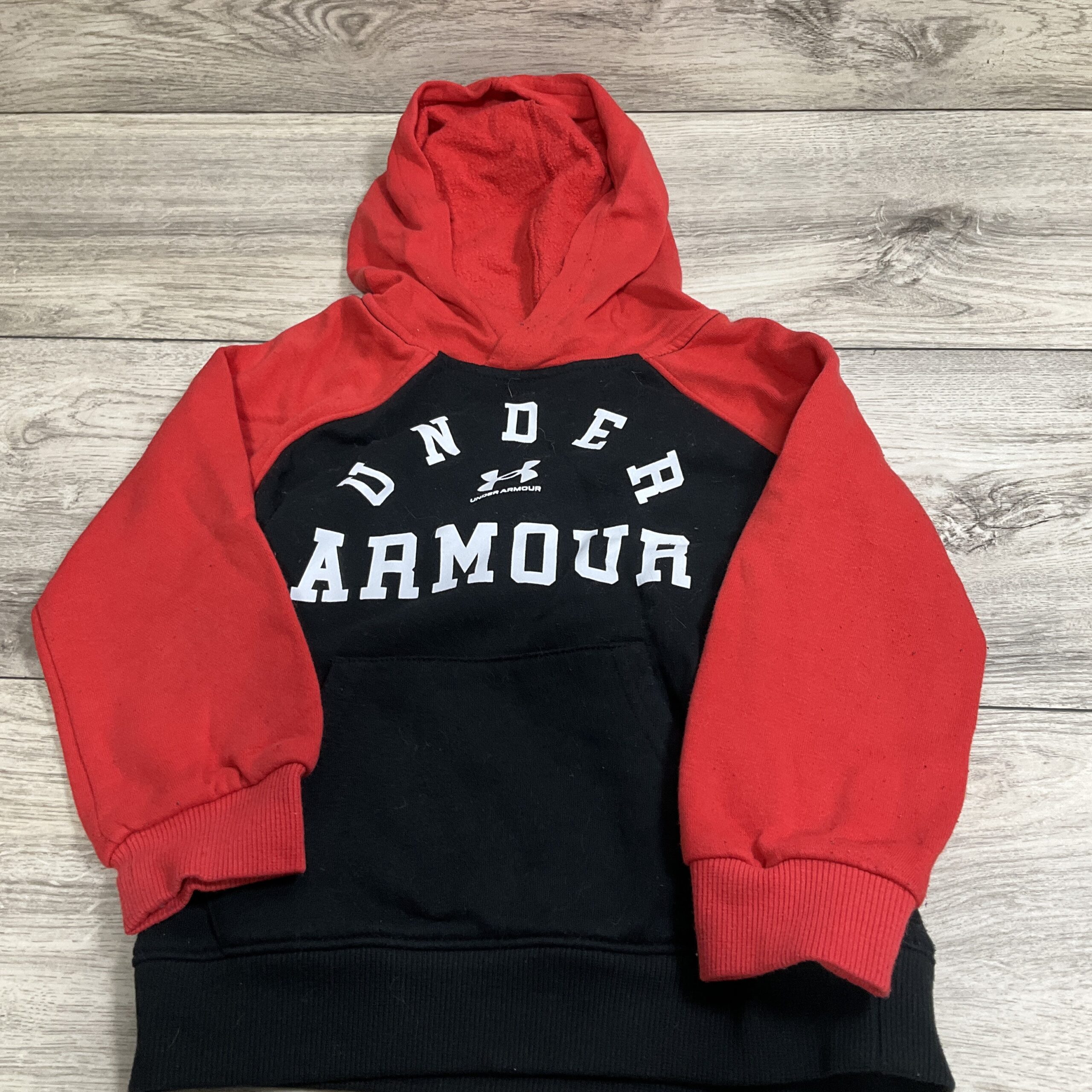 BOYS - Size 4 - Hoodie