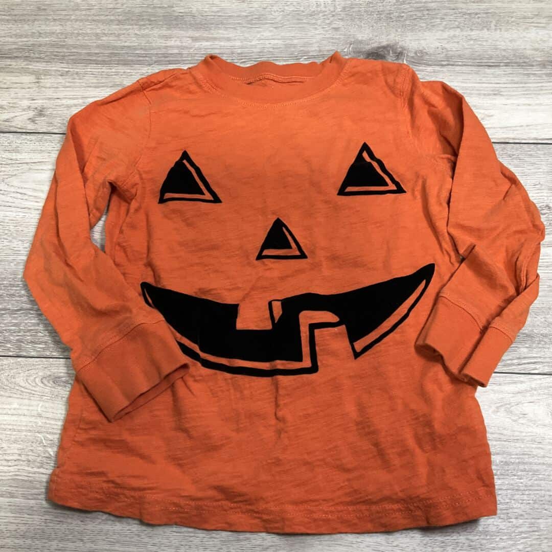 BOYS - Size 5 - Shirt