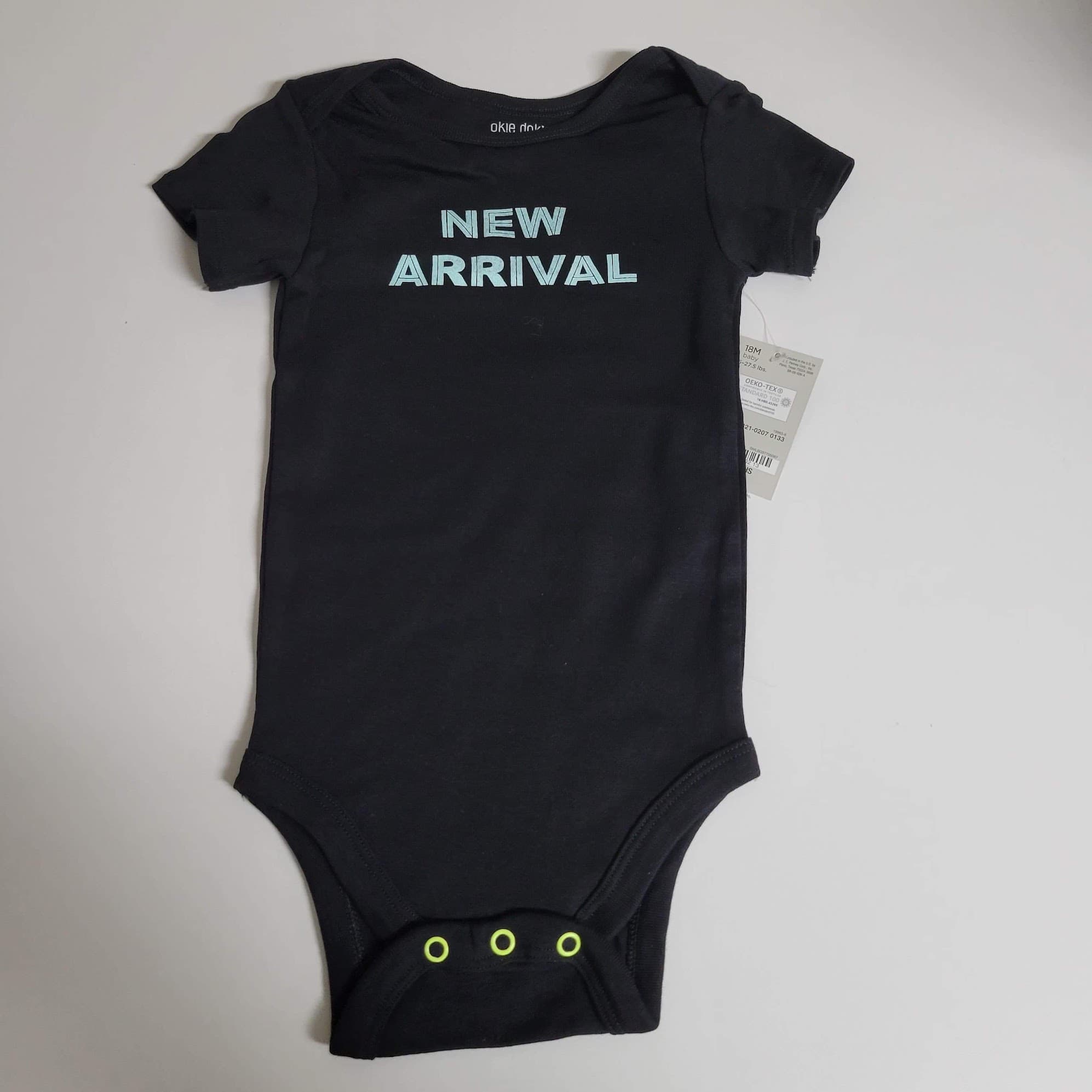 BOYS/GIRLS - #1142- 18 Months - Onesie - NEW