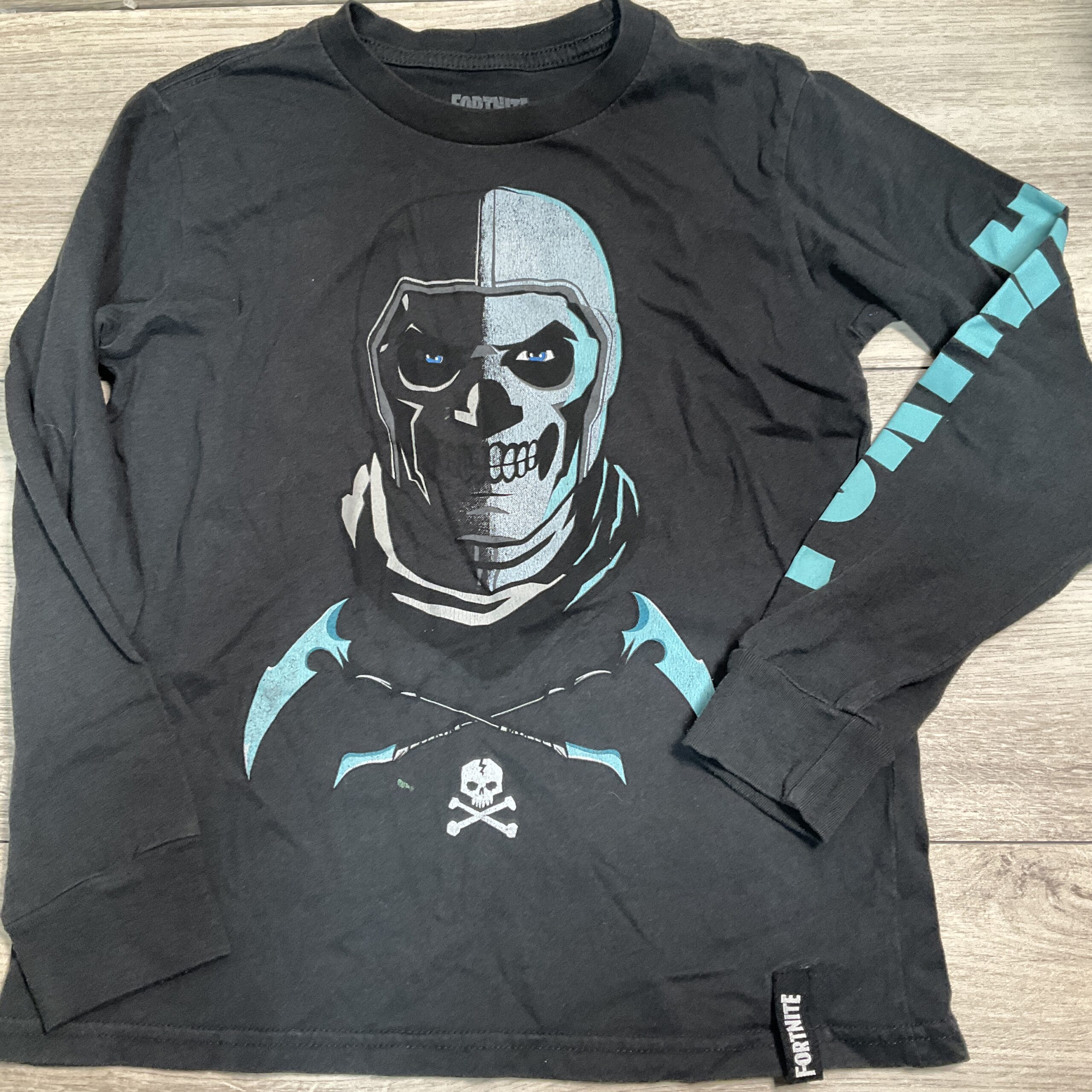 BOYS - Size 8 - Shirt