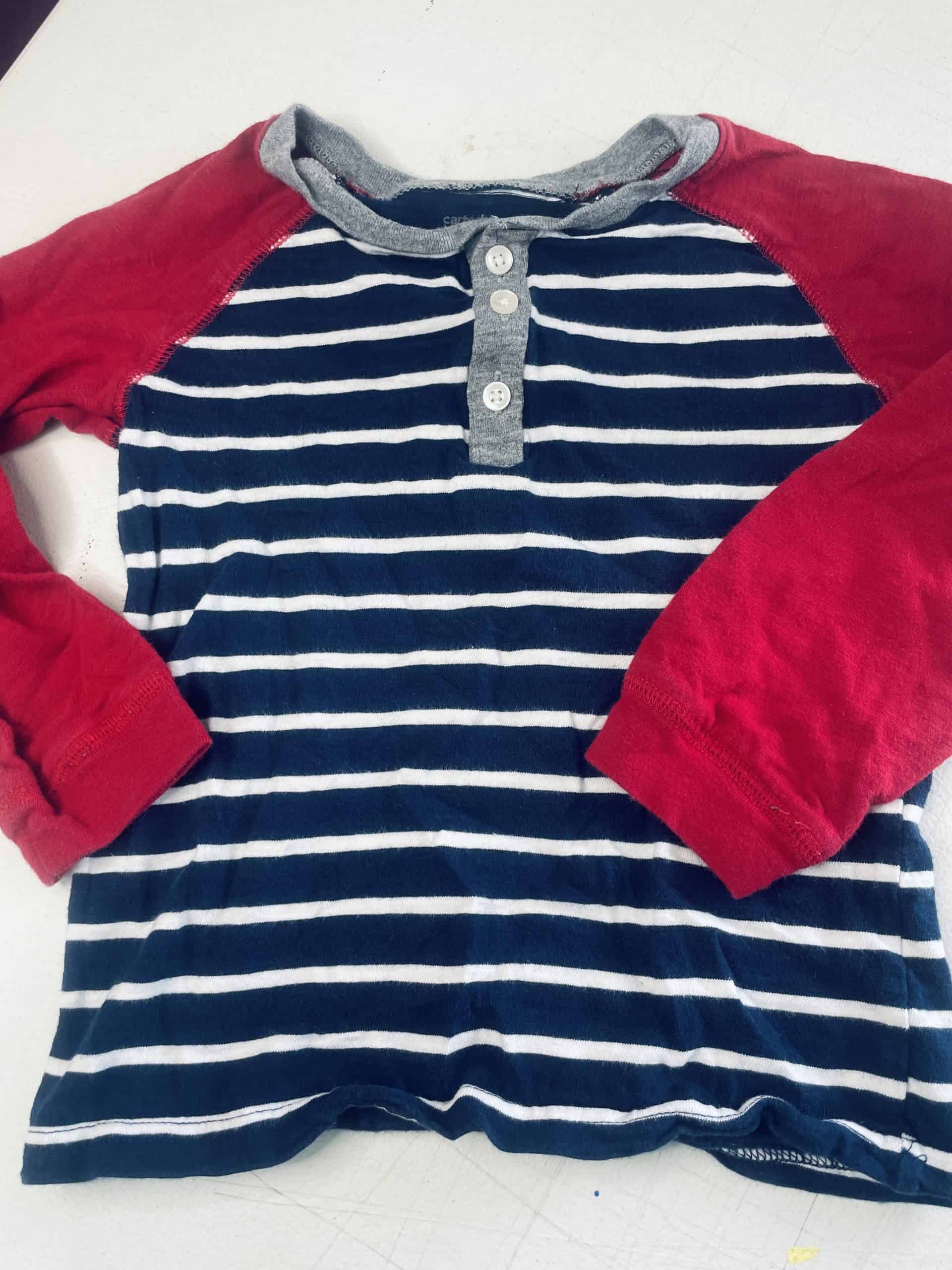 BOYS - #831 - 5T - Shirt