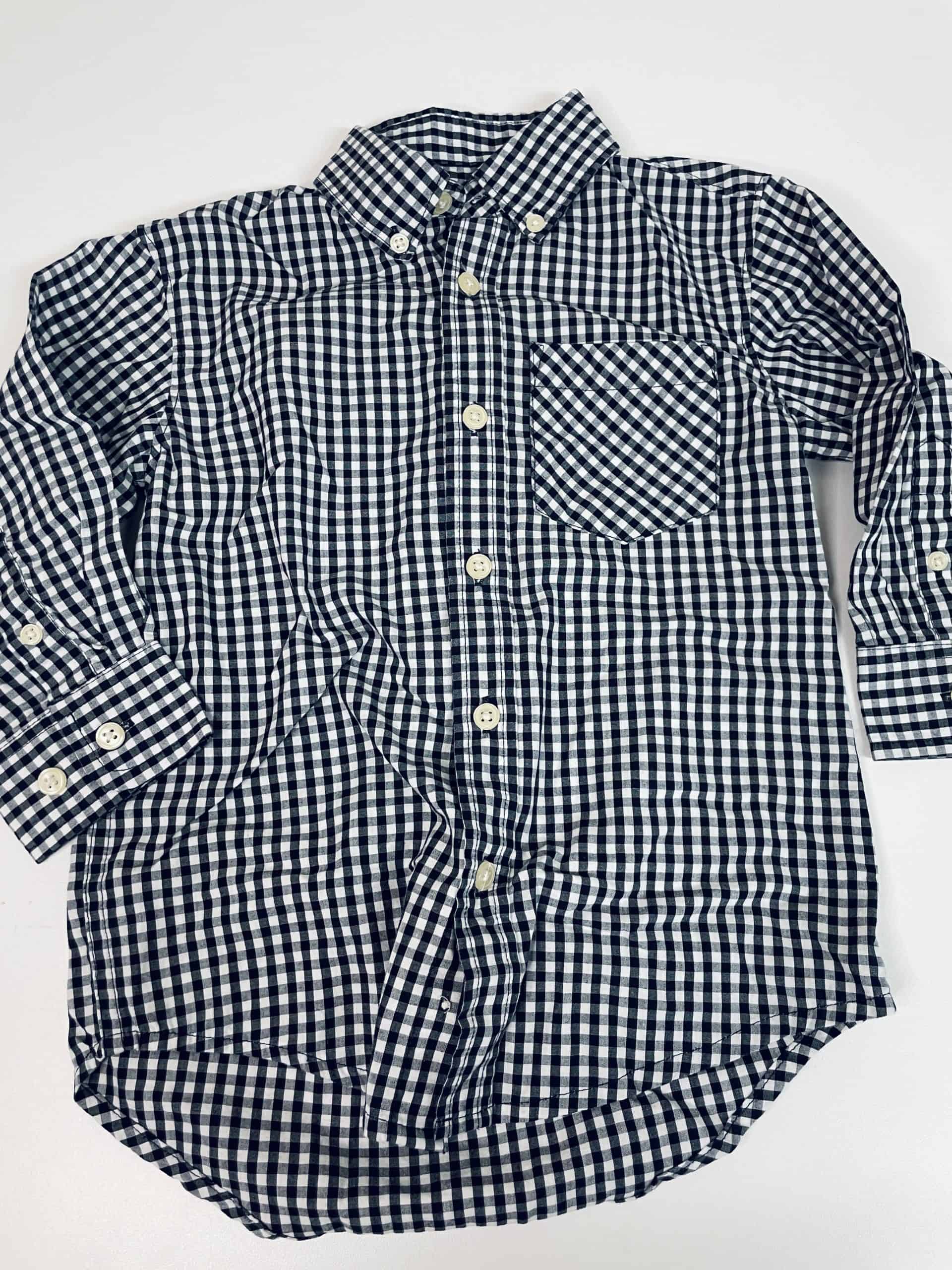 BOYS - #158 - Size 4/5 - Dress Shirt - Like New