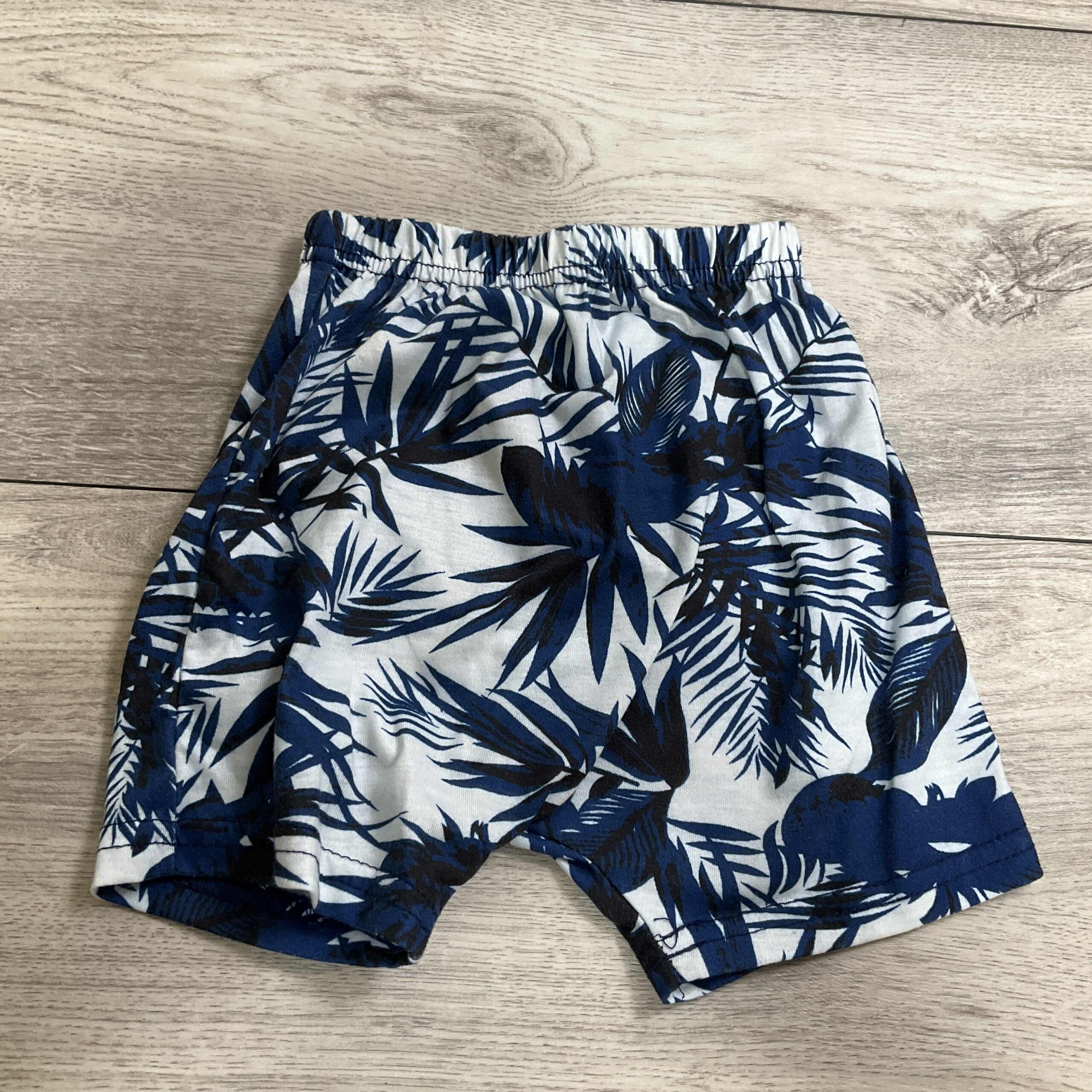 BOYS - 12/18 Month - Shorts