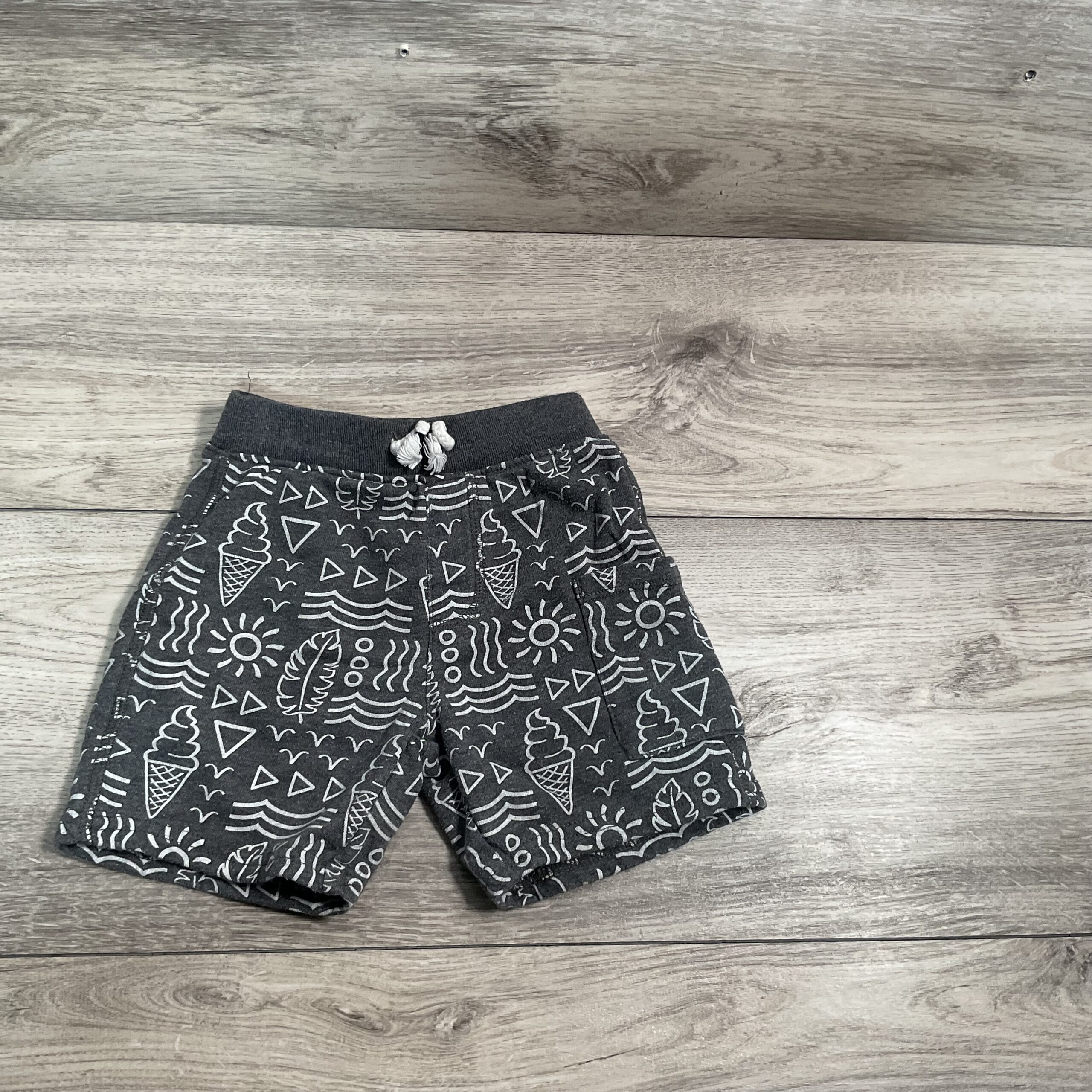 BOYS - 2T - Shorts