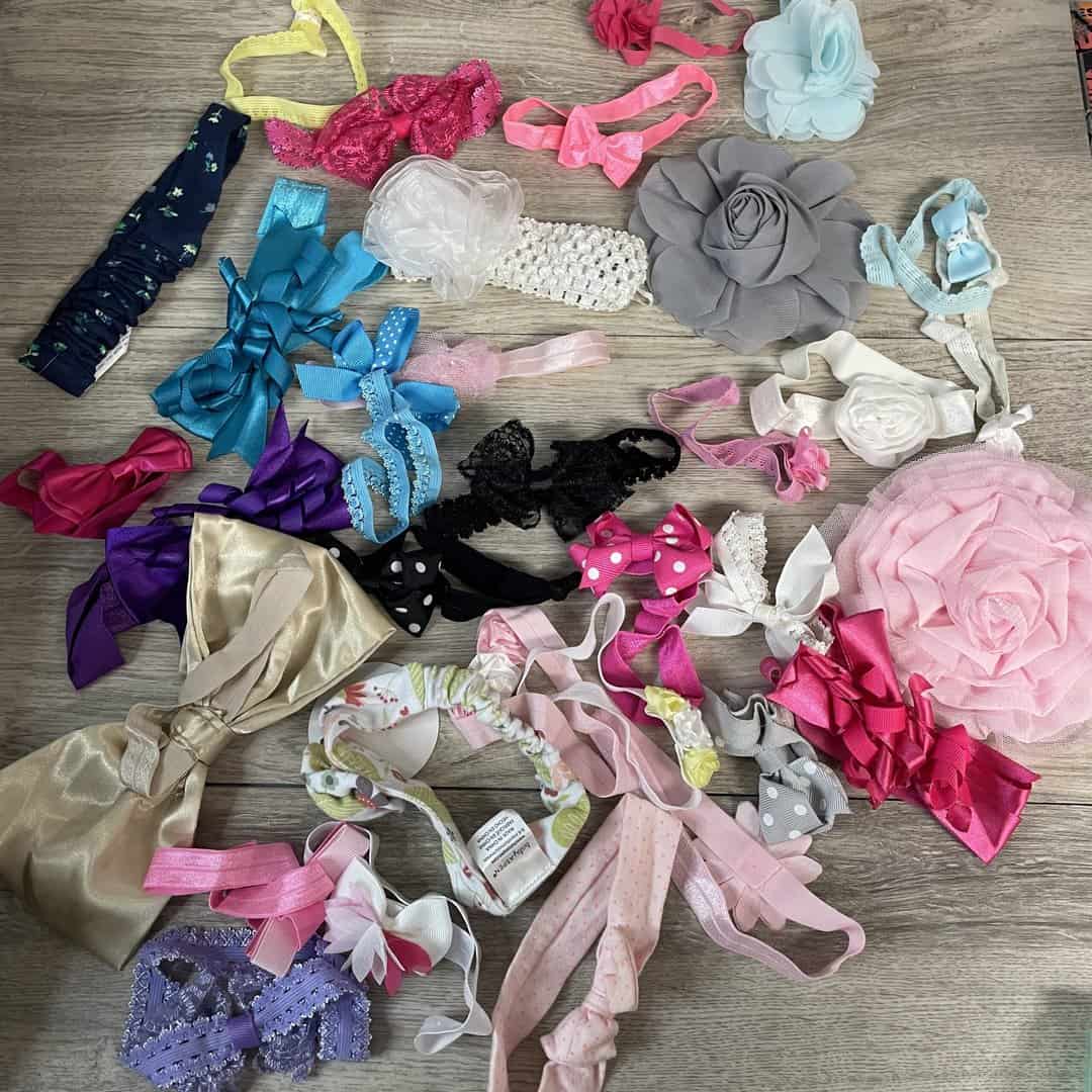 30+ Piece Assorted Baby Girl Bows