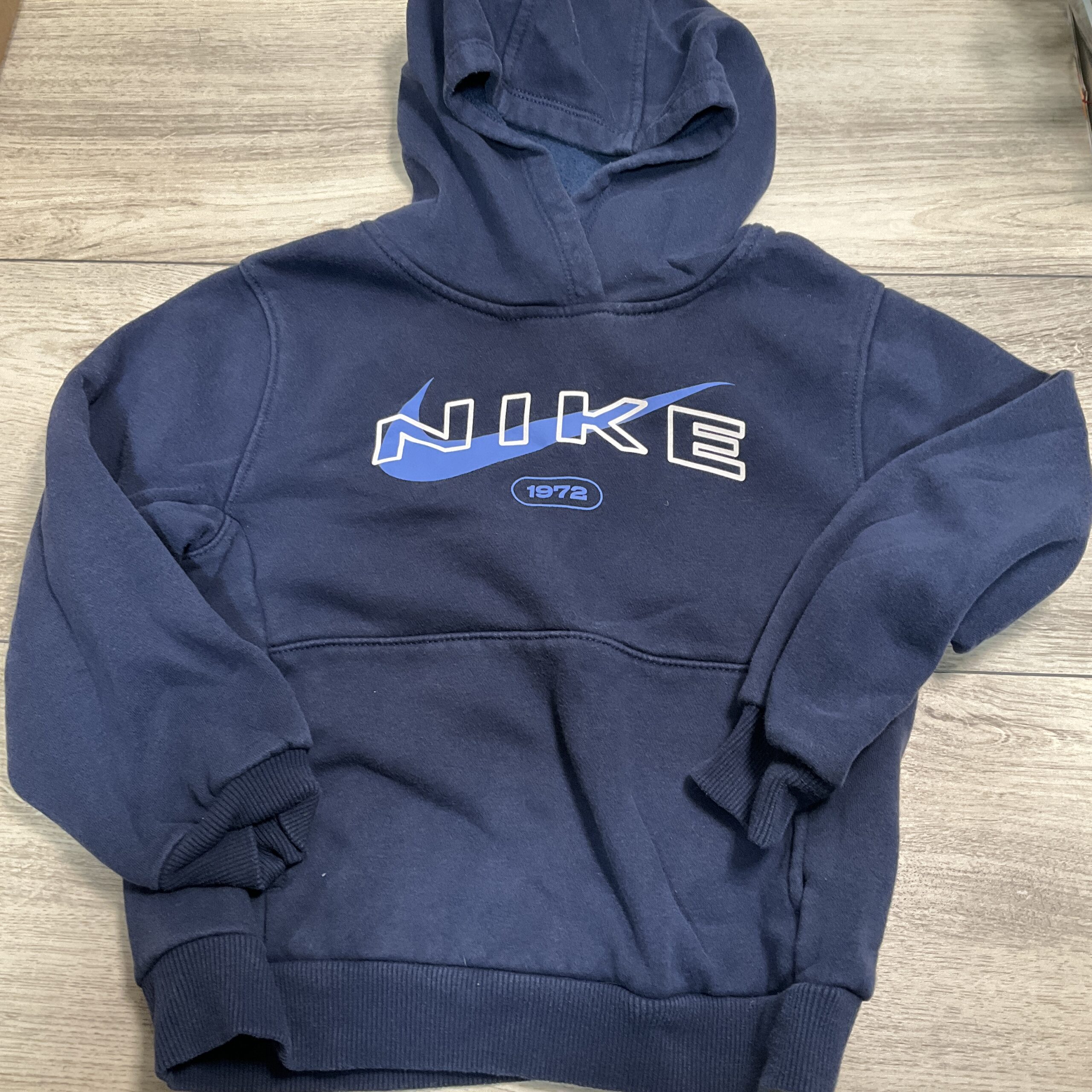 BOYS - Size 7 - Pullover