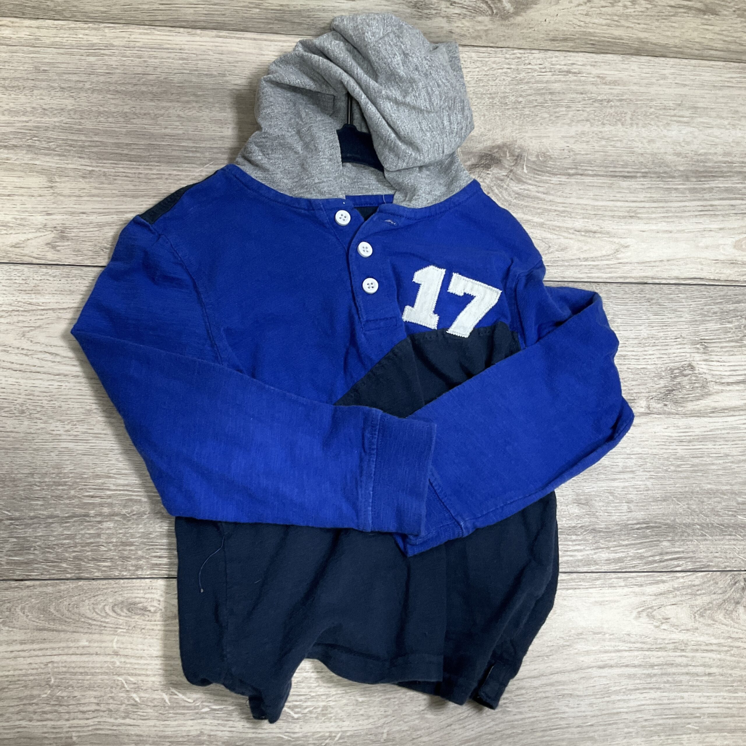BOYS - 4T - Pullover