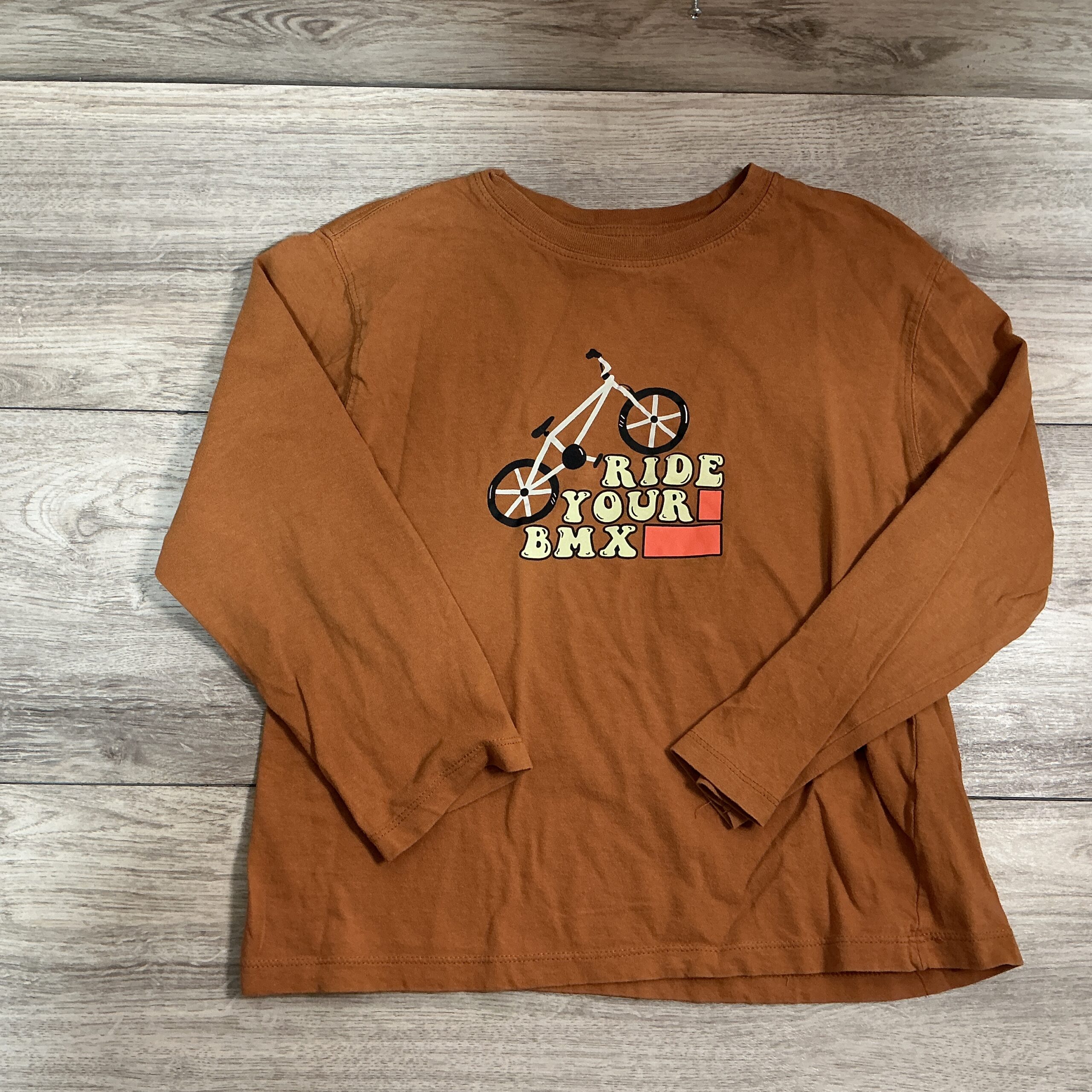 BOYS - Size 9 - Shirt