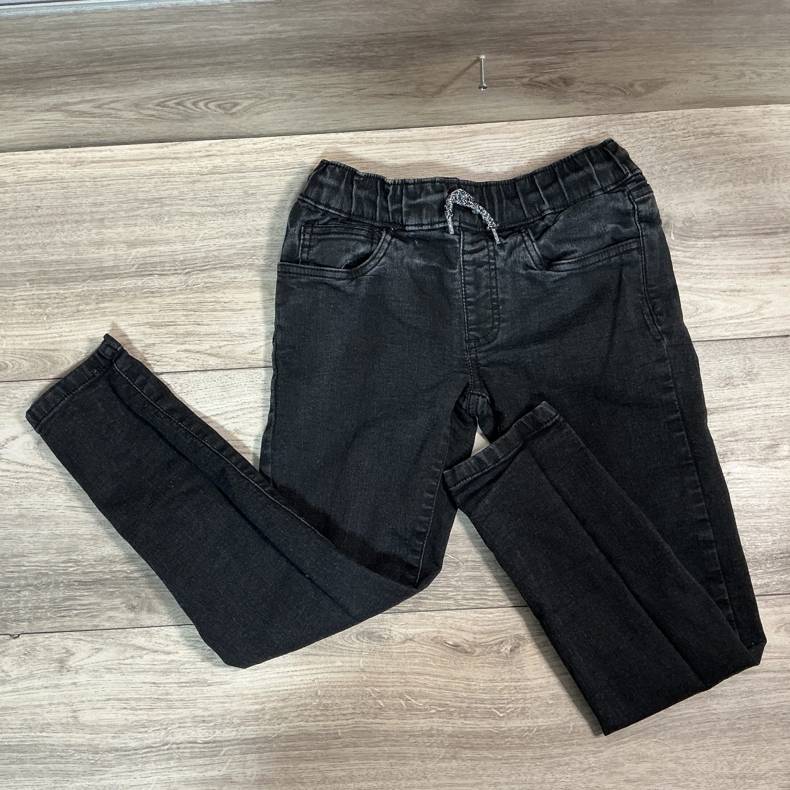 BOYS - Size 8 - Jeans