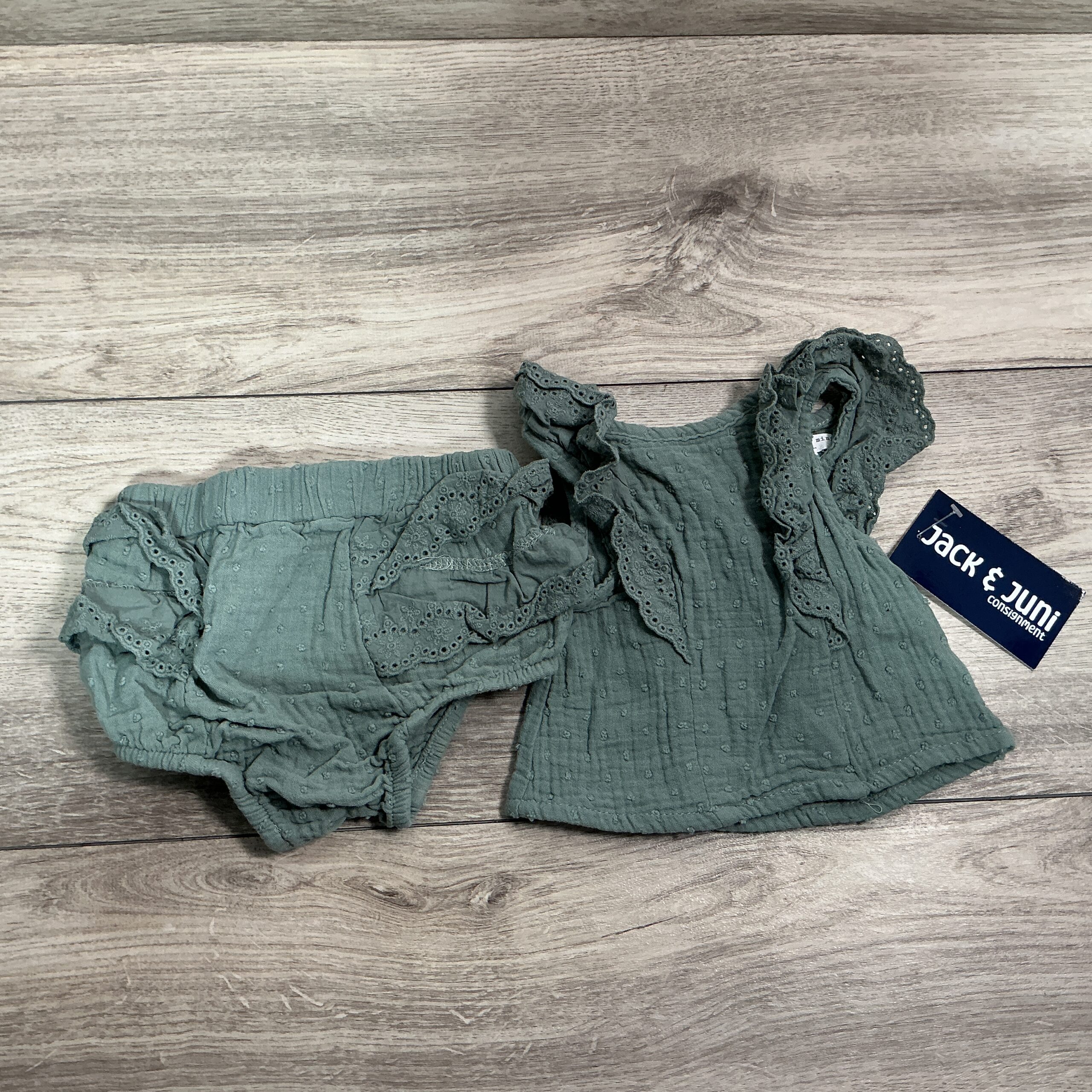 GIRLS - 3/6 Month - Shirt and Bloomers