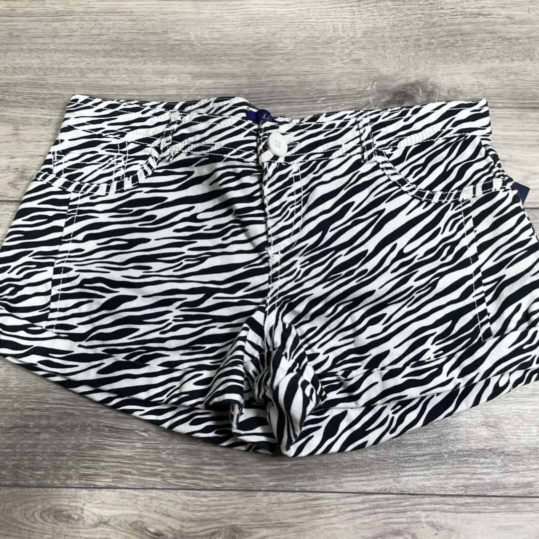 GIRLS - Size 7 - Shorts