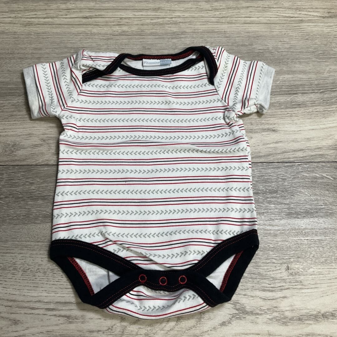 BOYS - 6 Months - Onesie