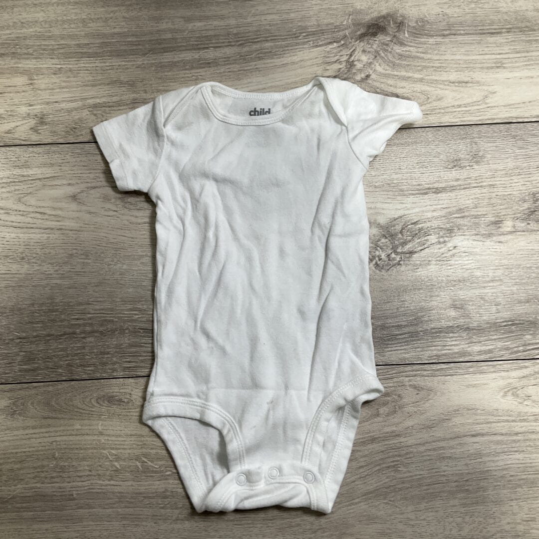 BOYS/GIRLS - 6/9 Month - Onesie - Play Clothes Condition