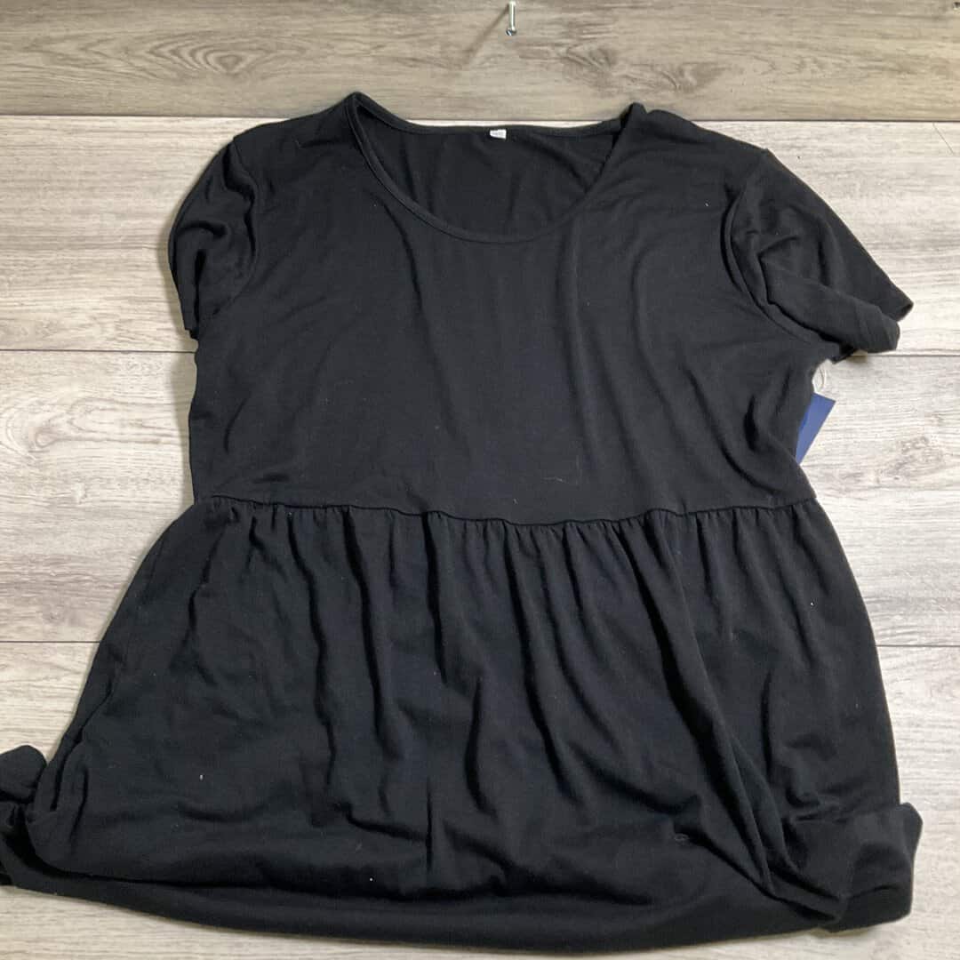 MATERNITY - Size 3x - Shirt