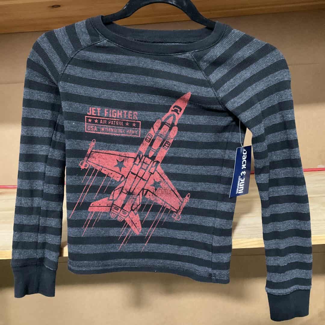 BOYS - Size 7 - Shirt
