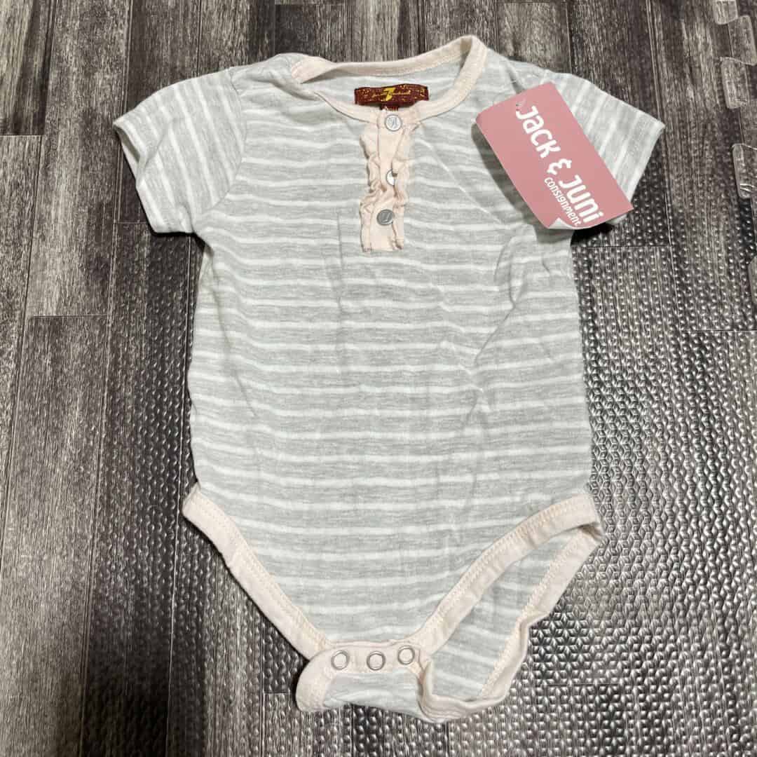GIRLS - 6/9 Months - Onesie