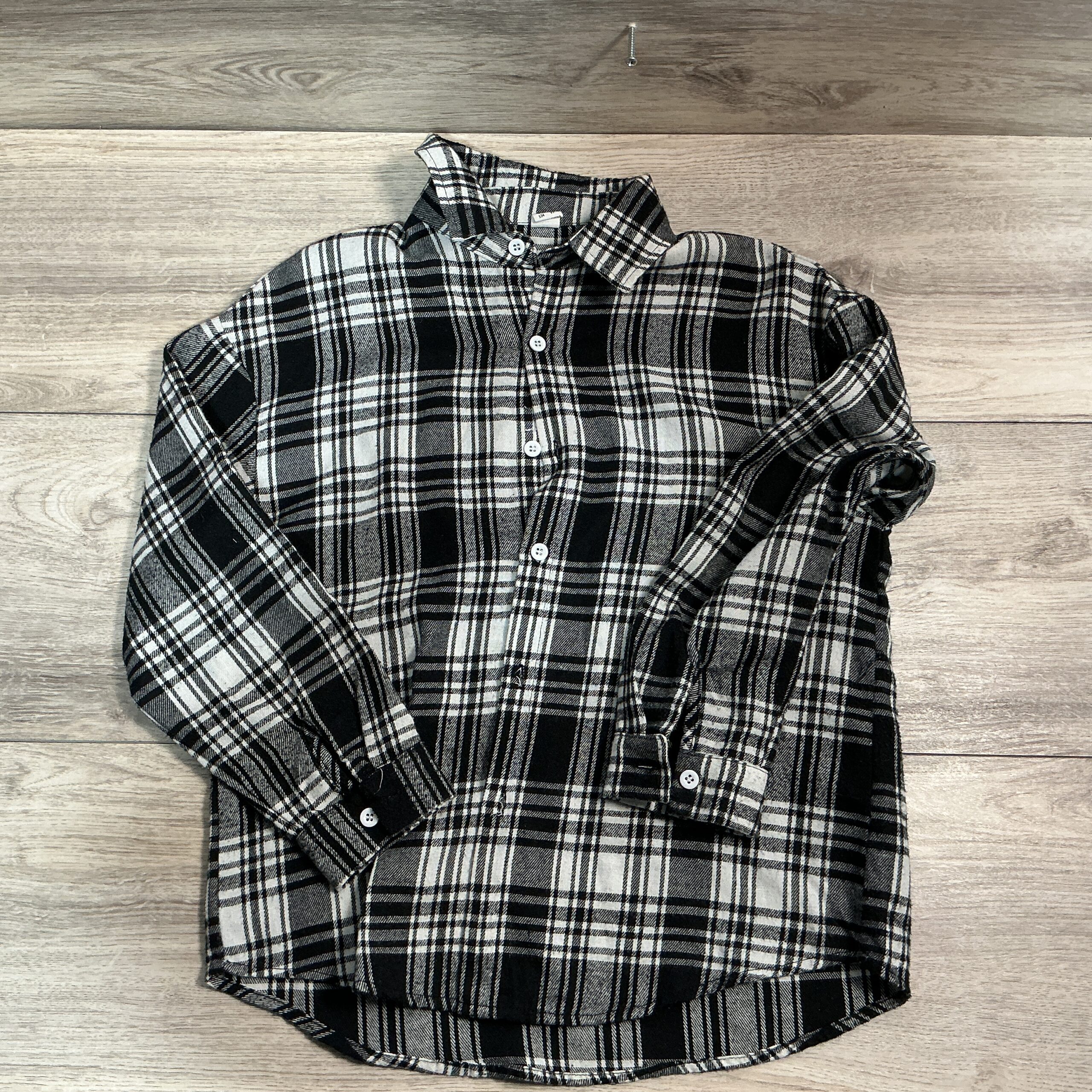 BOYS - Size 9 - Shirt