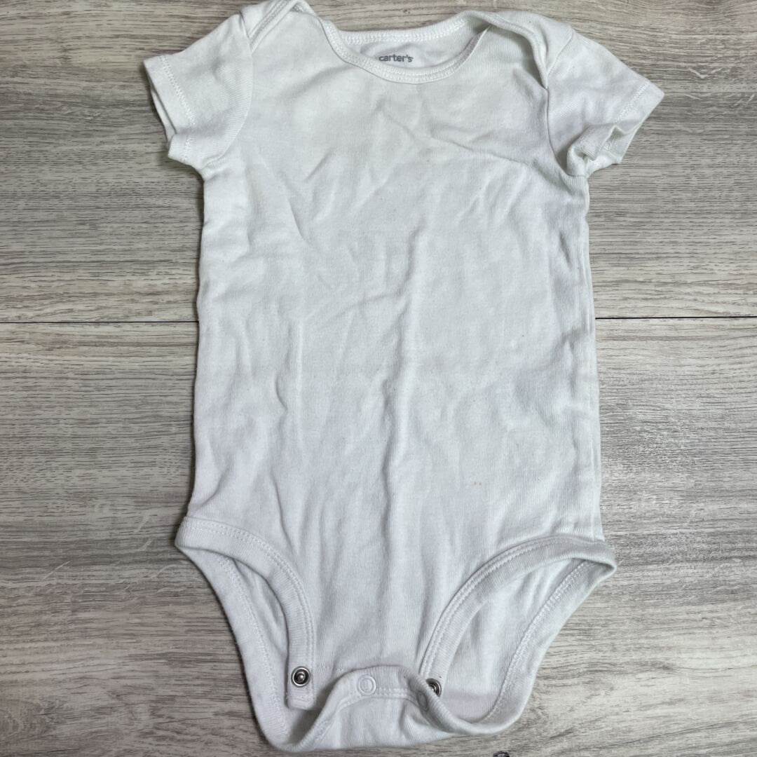 BOYS / GIRLS - 9 Months - Onesie