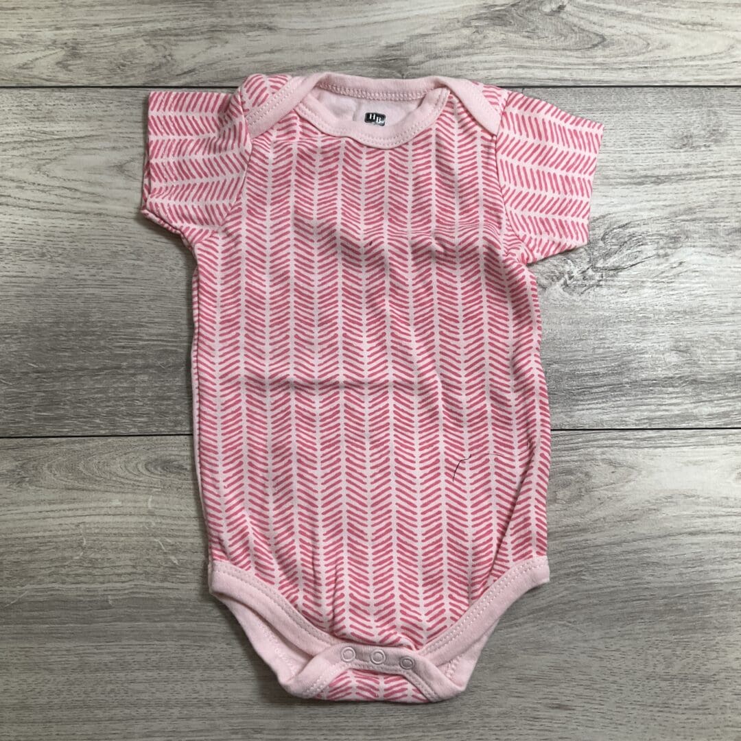 GIRLS - 6/9 Month - Onesie