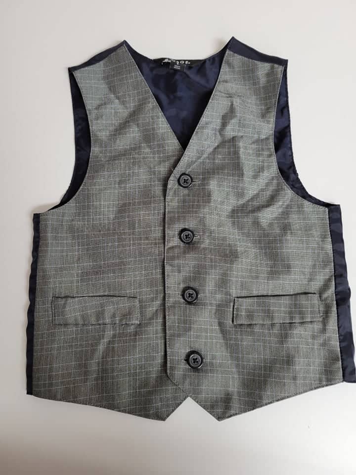 BOYS - #959 - Size 4 - Vest