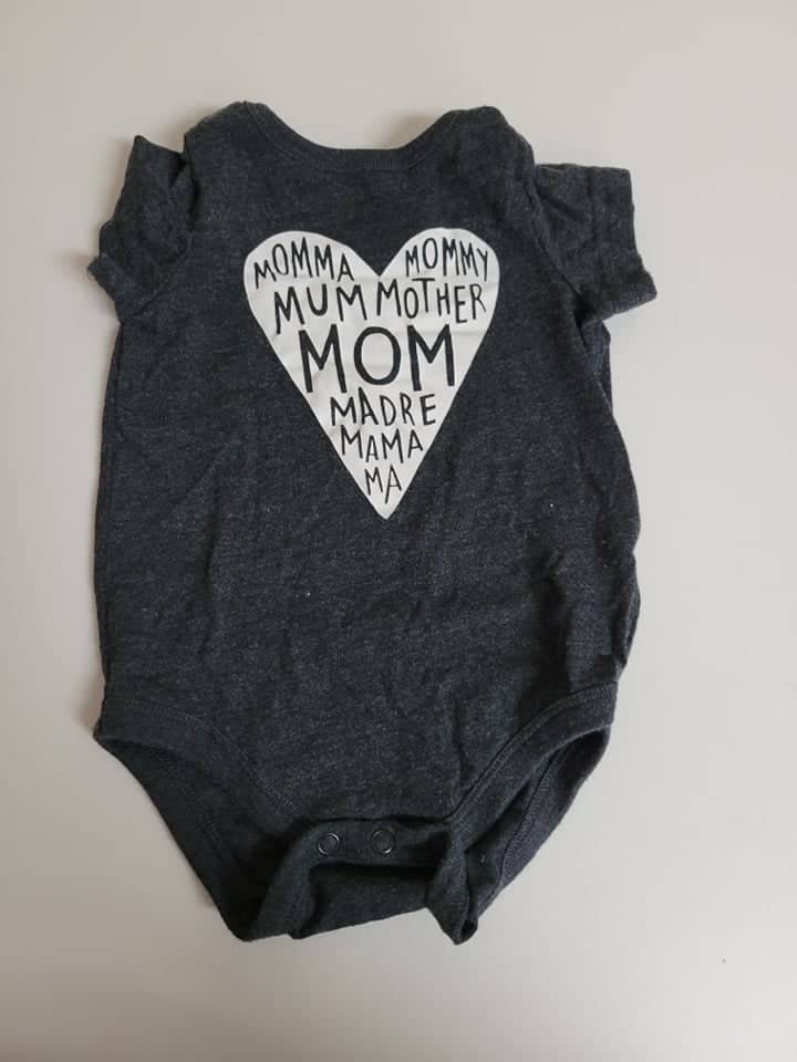 BOYS/GIRLS - #966- 6 Months - Onesie